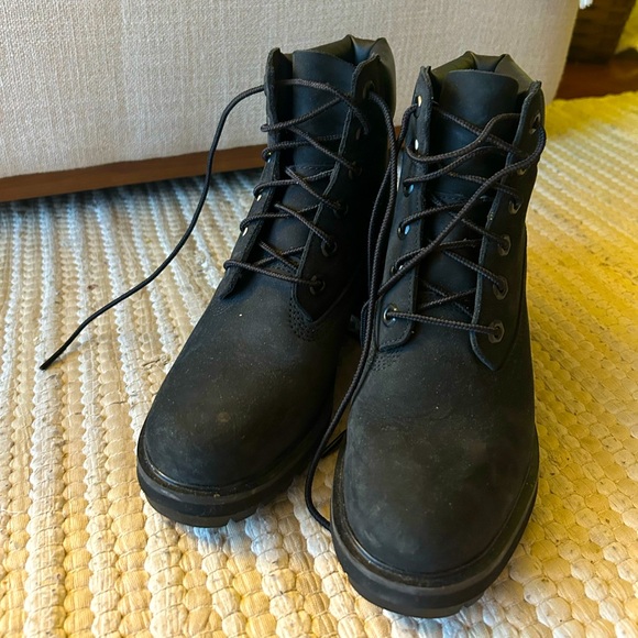 Timberland Women's Kinsley 6-Inch Waterproof Boot - Picture 1 of 7